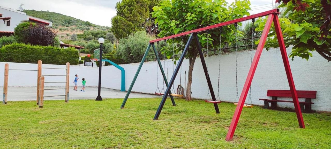 Trikorfo Bungalows غيراكيني المظهر الخارجي الصورة